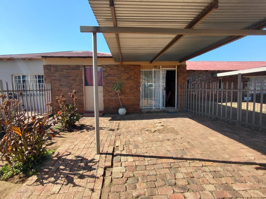 6 Bedroom Property for Sale in Potchefstroom North West